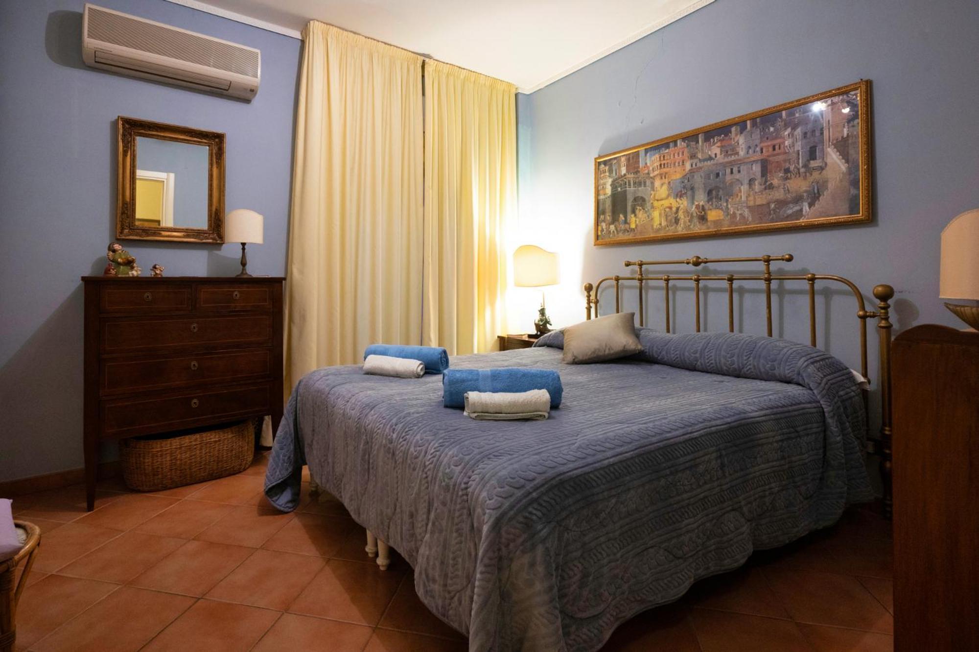 Duomo Square Apartment タオルミーナ エクステリア 写真
